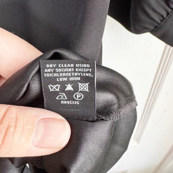 Lafayette 148 NY Silk Split Sleeve Button Down Blouse Top Career Designer 10 Ten - Picture 11 of 12